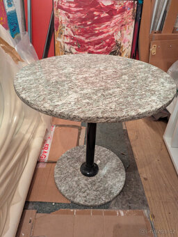 Мramorový stůl - 3