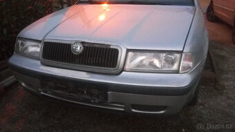 Přední kapota Škoda Octavia I černá a stříbrná - 3