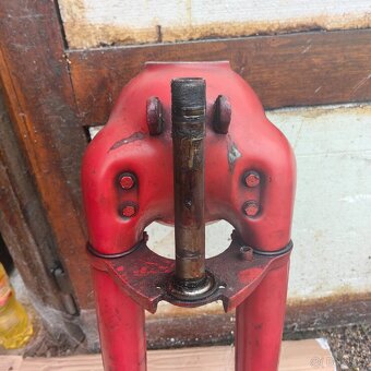 Jawa perak předek komunista - 3