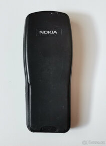 Prodám plně funkční Nokii 3210 s originální baterii - 3