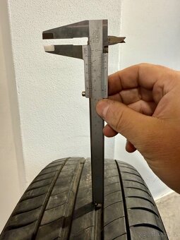 Michelin Primacy 215/50R18 - 3