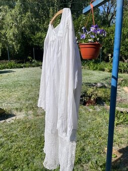 Rocheta s krajkovou dekorací - 3