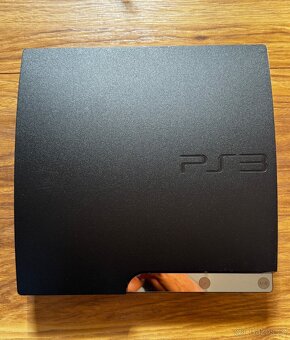 Prodám SONY PlayStation 3 s 5x hry, ovladači viz foto - 3