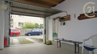 Garáž ve Svitavách, řadová, zděná, ihned k dispozici - 3