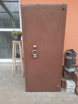 Skříňový trezor - 3