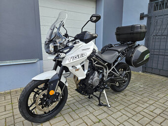 Triumph Tiger 800 XRX ABS - 3
