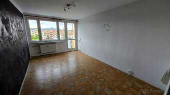 Pronájem bytu 3+1 o výměře 77 m2 s balkónem ve FM - 3