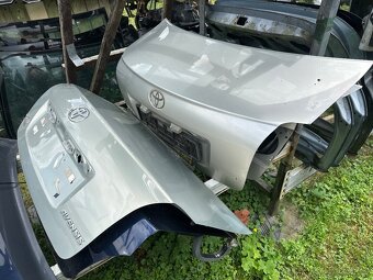 Predám kufr dvere Toyota Avensis kombi 2003-2008 1G3 - 3