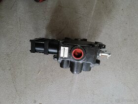 Hydraulický rozváděč - 3