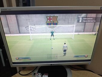 Xbox 360E 500Gb + 6her + Kinect - 3