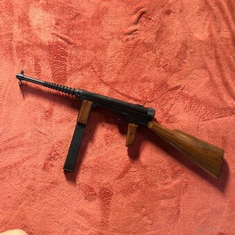 Ww2 znehodnoceny samopal - 3