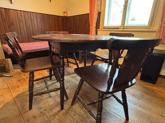 Jídelní stůl se židlemi Retro - 3