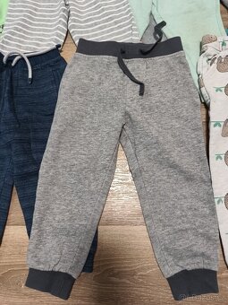 Chlapecké tepláky 86/92 - 3