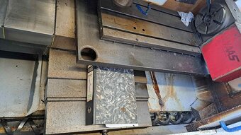 Obráběcí centrum (vertikální) HAAS Mikron VCE 750 - 3