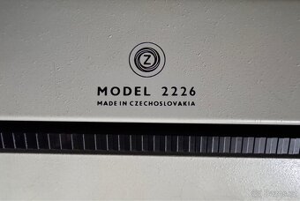 Psací stroj Consul, model 2226 - 3