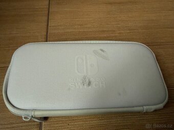 Prodám Nintendo Switch lite - 3