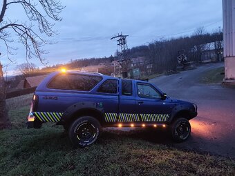 Nissan Navara D22 - 3