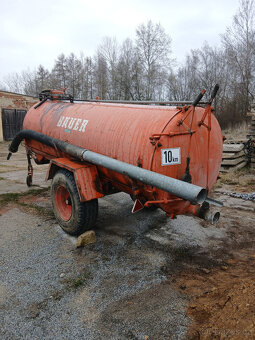 Prodám cisterna Bauer 4500l - 3