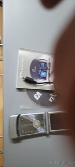 MOTOROLA V3 - RETRO - 3