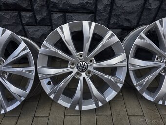 5x112 R17 VW Montana Tiguan - 3
