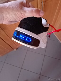 Tenisky Geox Xled svítící vel.39 - 3