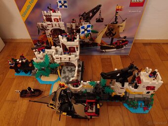 Lego 10320 Eldorado Fortress - 3
