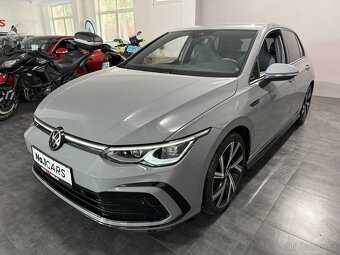 Volkswagen Golf 8 1,5 eTSI R-LINE ACC KAMERA ZÁRUKA 2026 - 3