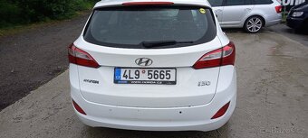 HYUNDAI i30 KOMBI 1,6i+LPG,r.v.2015,KLIMA,DOHODA - 3