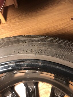 PĚKNÁ ALU KOLA RIAL 5x100 R16 + LETNÍ PNEU 215/45 R16 - 3