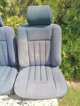 Mercedes w124 přední sedadla modré - 3