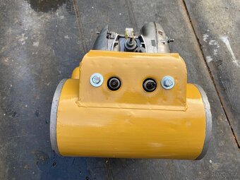 velorex 350 mechanika - kompletní motor - 3