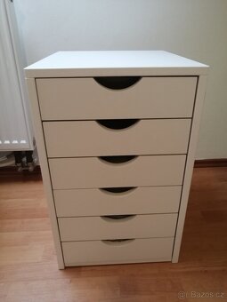 Dětský rostoucí stůl s kontejnerem - 3