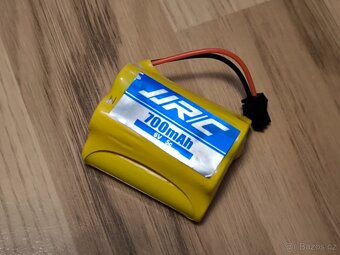 RC model vojenského auta od firmy JRC - 3