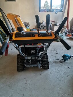 Sněžná pásová fréza - 3