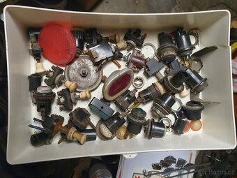 Škoda různé díly - 3