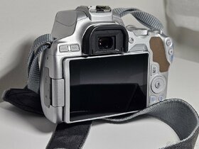 Canon EOS 250D + objektivy 10-18 a 15-85 - 3