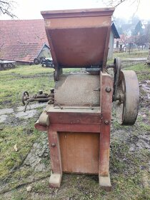 Staré zemědělské stroje - 3