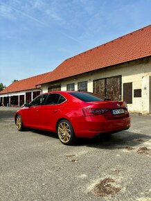 Škoda Superb 2.0tdi 110kw DSG CZ původ - 3