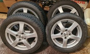 Zimní pneu 195/50 /R15 na litých kolech Dezent z Ford Fiesta - 3