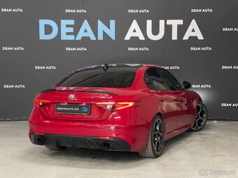 Alfa Romeo Giulia 12.2020 2.0 280k Veloce ČR DPH - 3