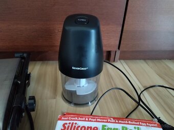 Sekáček Silvercrest, silikonové formičky na vejce, gril - 3