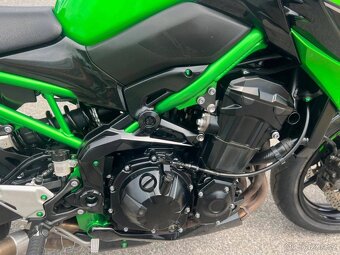 Kawasaki Z 900 - 3