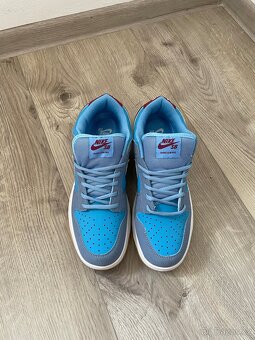Nike SB Dunk Lows - 3