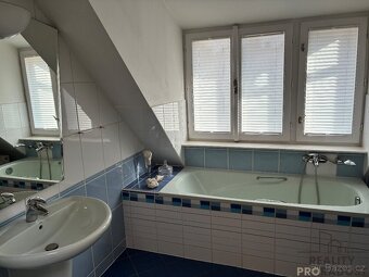 Pronájem bytu 2+kk (97 m²) s terasou (45m2), ul. Šůrova, Pra - 3