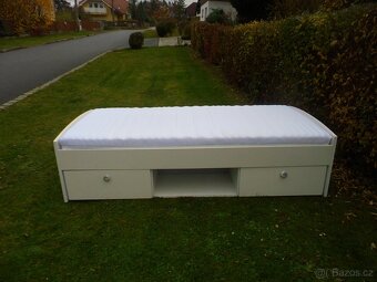 postel bílá, uložný prostor, rošt, matrace - 3