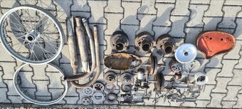 Jawa pérák 250 - 3