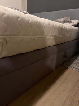 Zánovní postel 180cm/200cm - 3