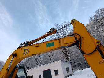 Pásový bagr JCB JS 210 L - 3