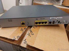 Switch Cisco 881-K9 - 3