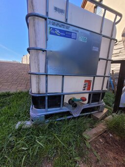 Barel na vodu 1000l - 3